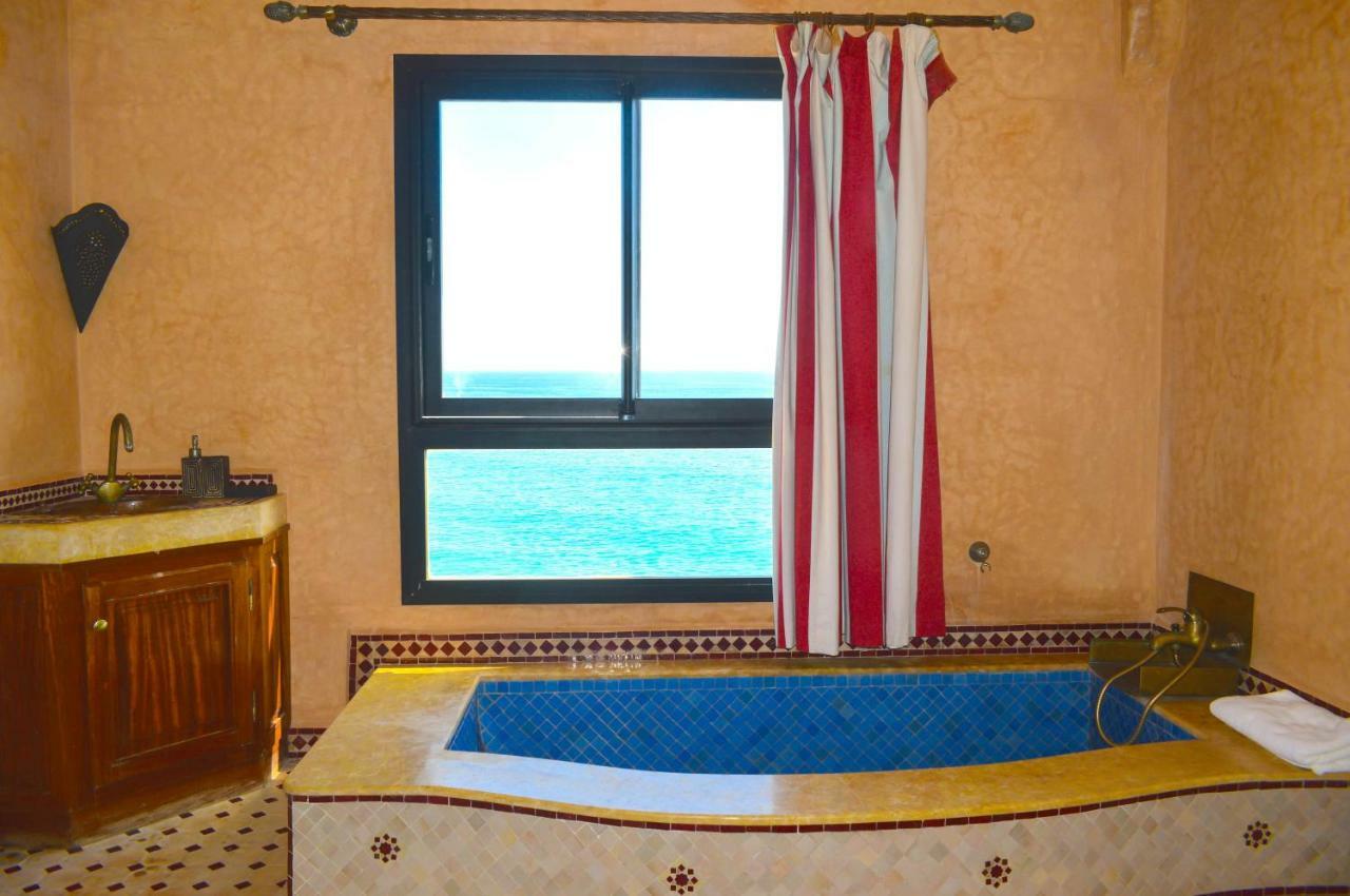 Bouad Seafront Apartments & Rooms Taghazout Extérieur photo